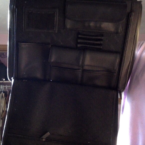 Vintage Leather Targus Bag - Picture 4 of 5